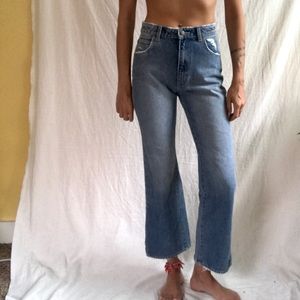 Rollas Denim Size 26 High Rise Crop Flare
